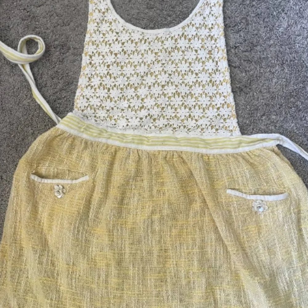 SUR LA TABLE VINTAGE APRON